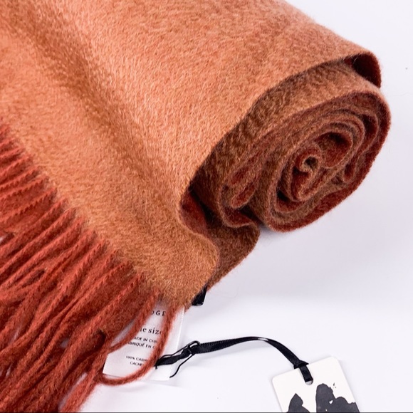 Halogen 100% Cashmere Wrap Scarf Blanket w/Fringe - Picture 2 of 5